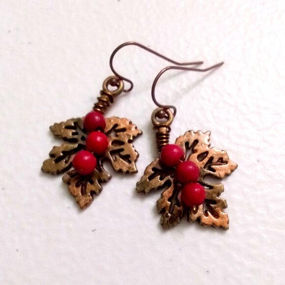 Autumn Berry Leaf Earrings – Copper & Bronze Patina Painted Filigree Leaves - Picture 1 of 6